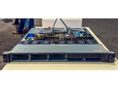 HPE ProLiant DL325 and DL345 Gen12: single-socket servers on AMD EPYC 9005
